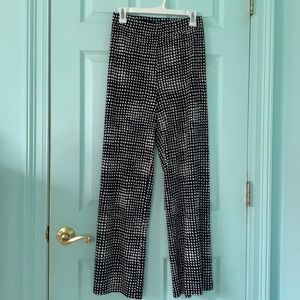 Women’s Black and White Printed Flowy Pants Size L